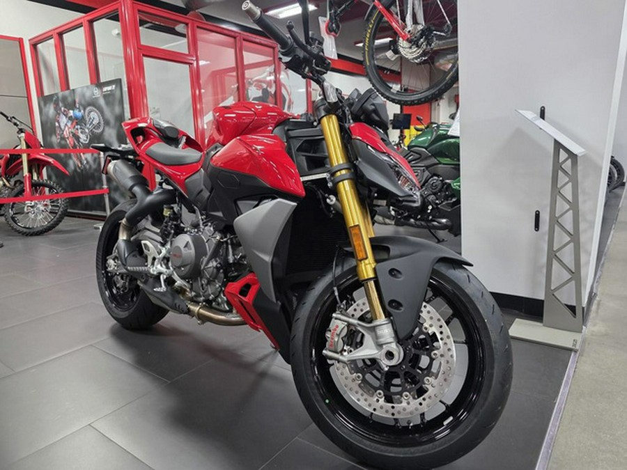 2025 Ducati Streetfighter V2 S
