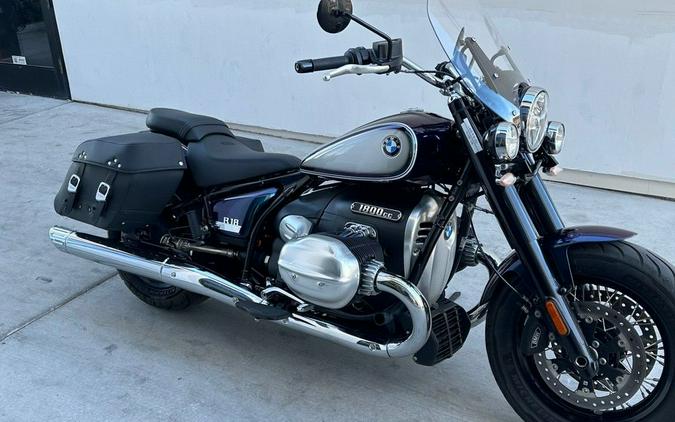 2022 BMW R 18 Classic 719 Galaxy Dust Metallic/Titan Silver 2 Metallic