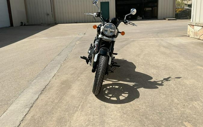 2026 Royal Enfield Super Meteor 650 Interstellar Green 650