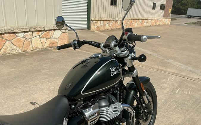 2026 Royal Enfield Super Meteor 650 Interstellar Green 650