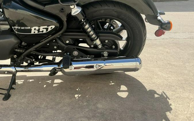 2026 Royal Enfield Super Meteor 650 Interstellar Green 650
