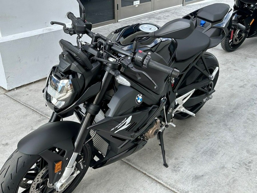 2024 BMW S 1000 R Black Storm Metallic