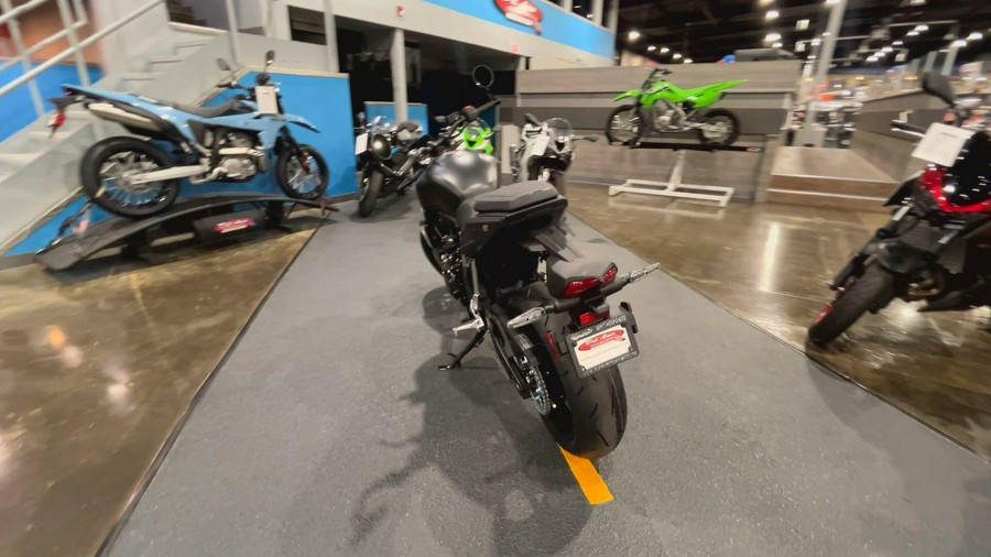 2026 Suzuki GSX-8TT