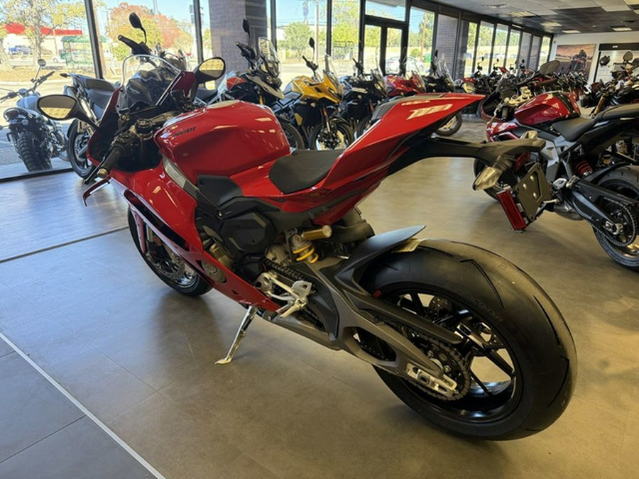 2026 Ducati Panigale V4