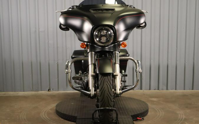2016 Harley-Davidson Street Glide Special FLHXS