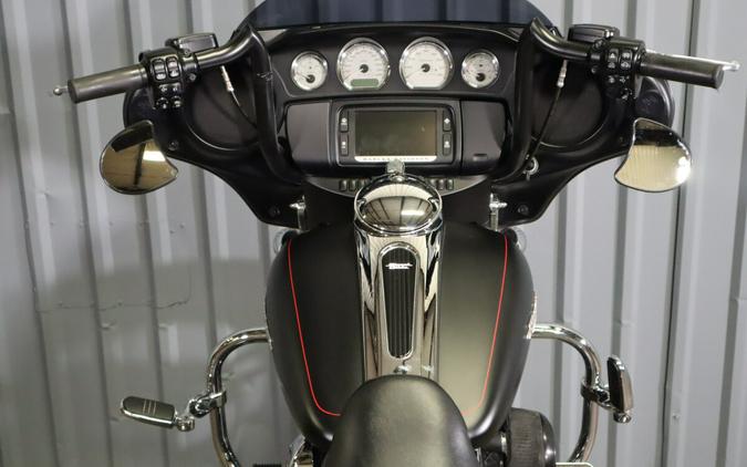 2016 Harley-Davidson Street Glide Special FLHXS