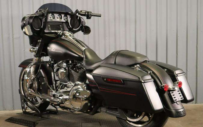 2016 Harley-Davidson Street Glide Special FLHXS