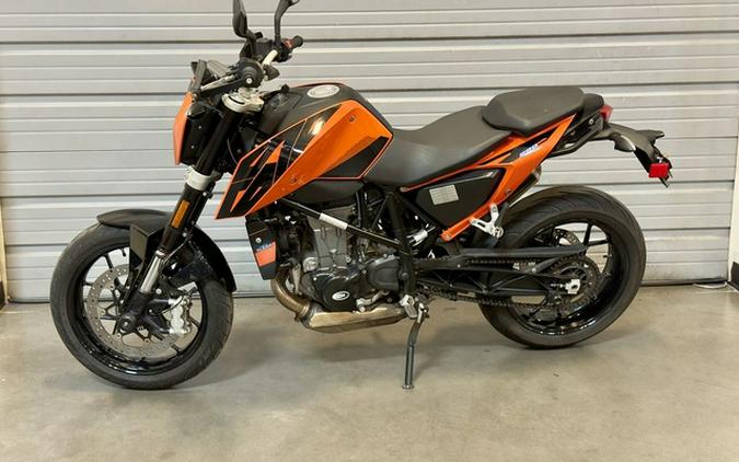 2017 KTM Duke 690
