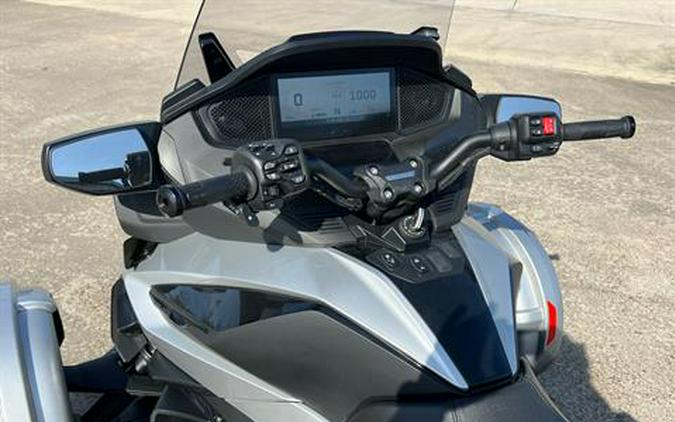 2024 Can-Am Spyder RT