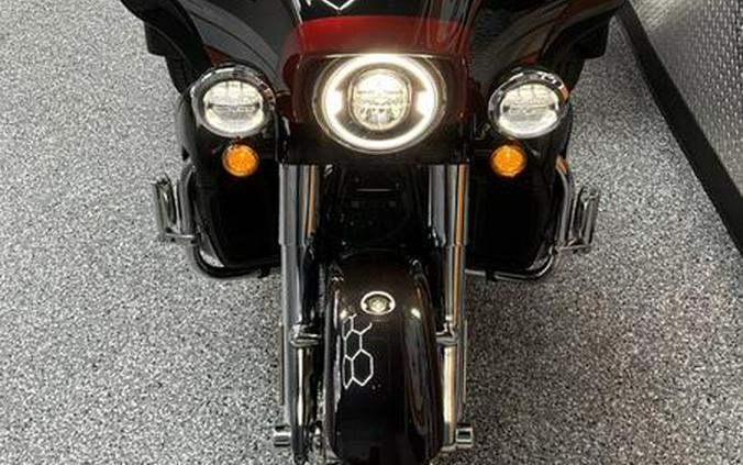 2020 Harley-Davidson® FLHTCUTGSE - CVO™ Tri Glide®