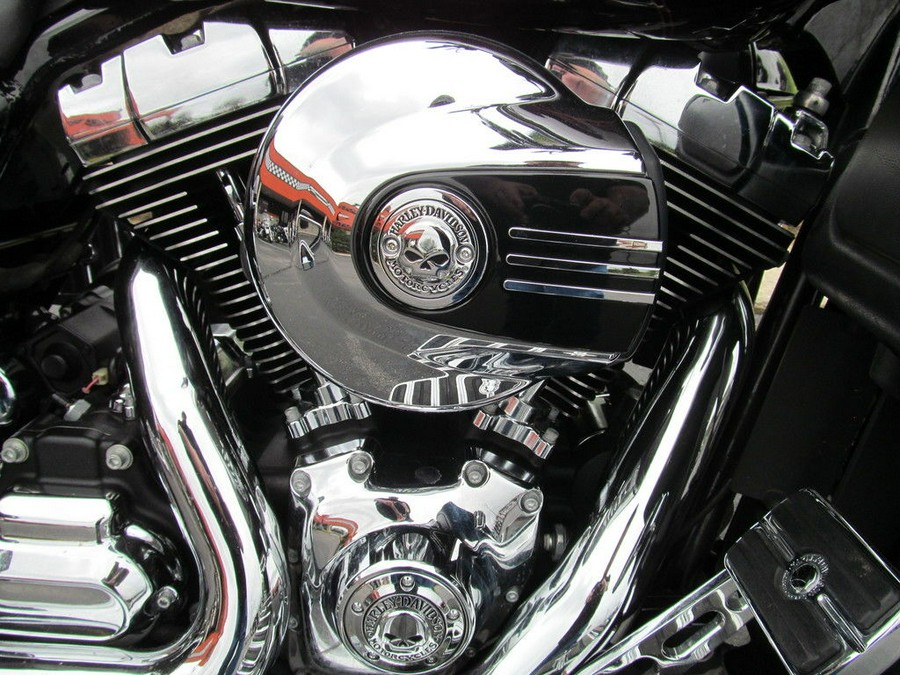 2014 Harley-Davidson® FLHTCU - Electra Glide® Ultra Classic®