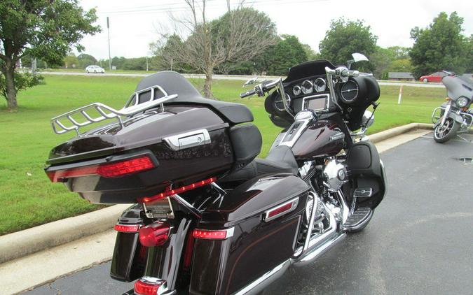 2014 Harley-Davidson® FLHTCU - Electra Glide® Ultra Classic®