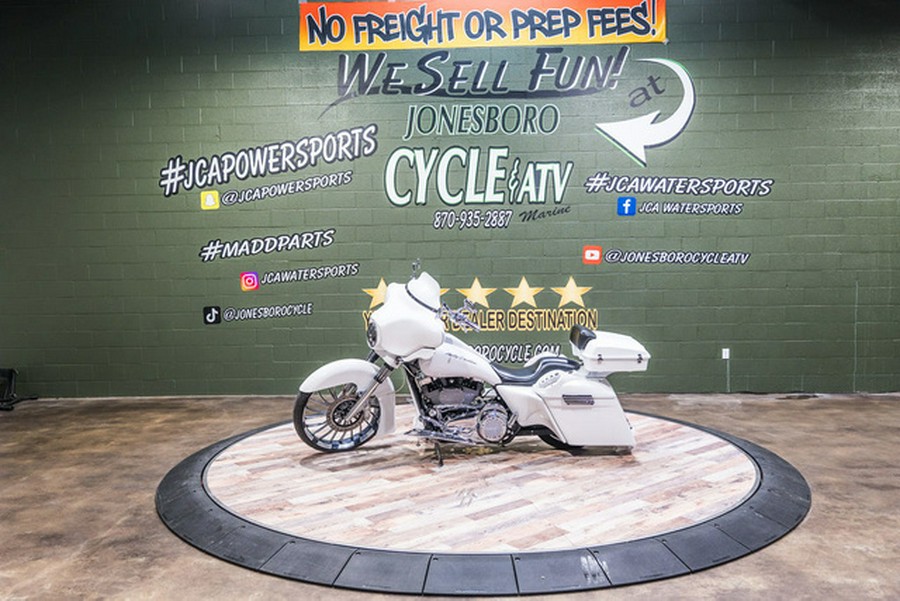 2013 Harley-Davidson FLHX - Street Glide