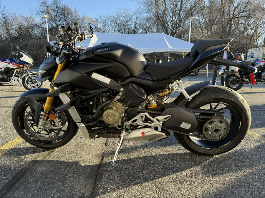 2022 Ducati SFV4