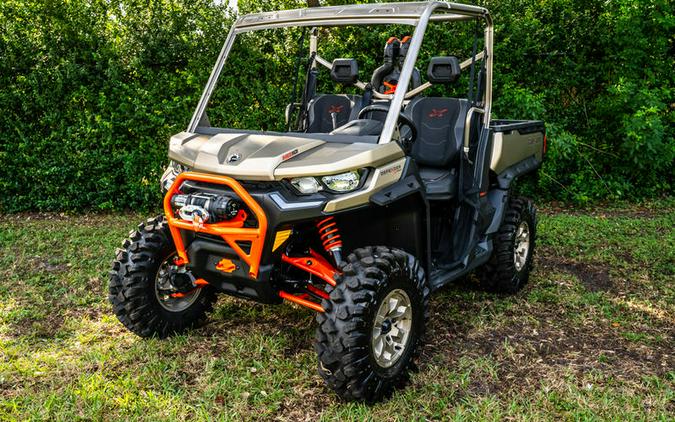 2023 Can-Am® Defender X mr HD10