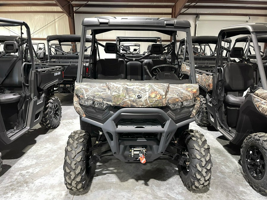 2024 Can-Am Defender XT HD10