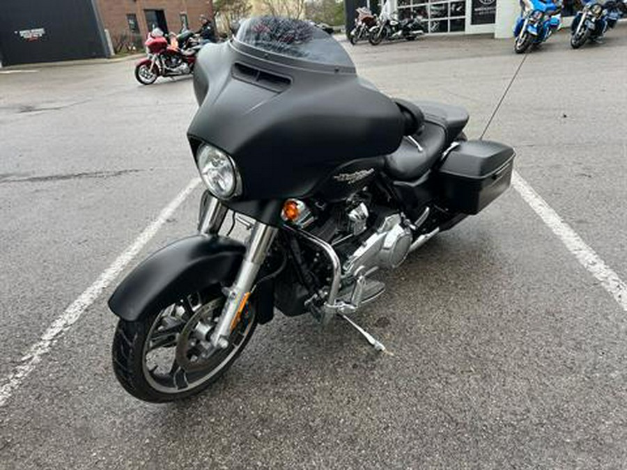 2017 Harley-Davidson Street Glide® Special