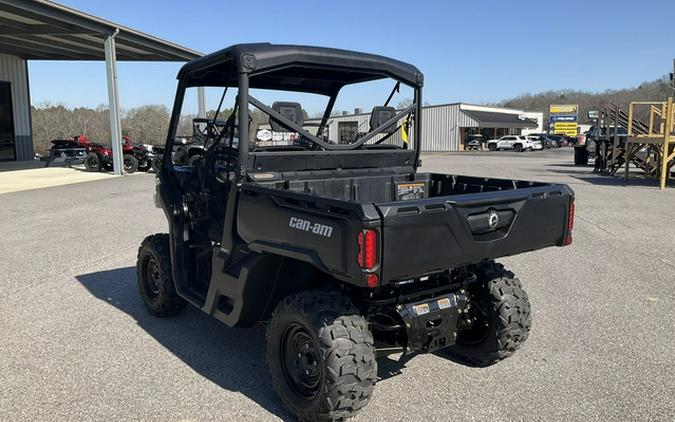 2026 Can-Am Defender HD7