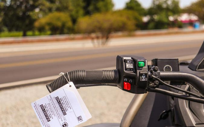 2026 Can-Am® Outlander X mr 1000R Loft Green Satin