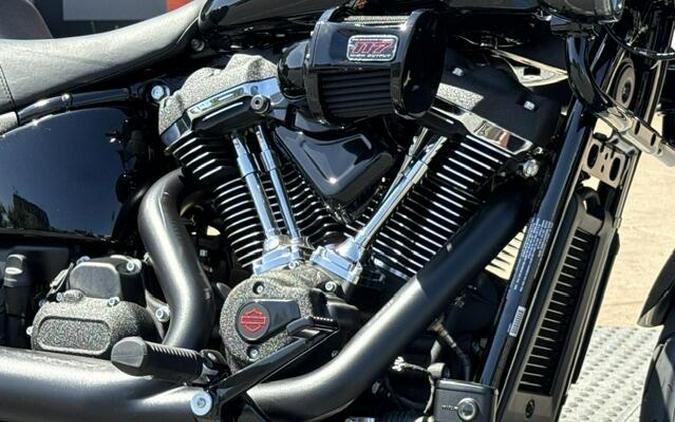 2026 Harley-Davidson® Low Rider® ST Vivid Black Black Trim