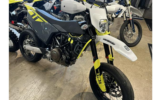 2024 Husqvarna Motorcycles 701 Supermoto