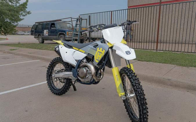 2024 Husqvarna Motorcycles FC 450