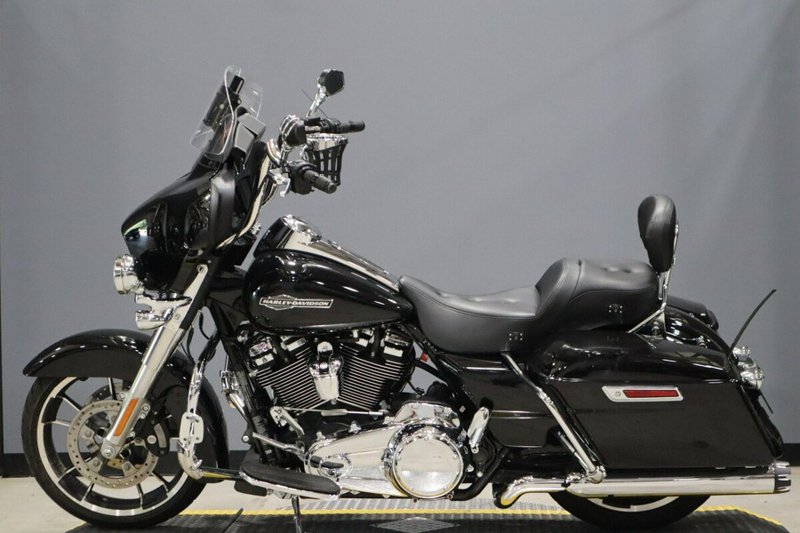 2023 Harley-Davidson Street Glide