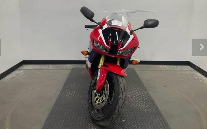 2022 CBR600RR ABS - Honda