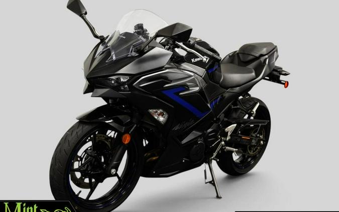 2025 Kawasaki NINJA 500 (ABS)