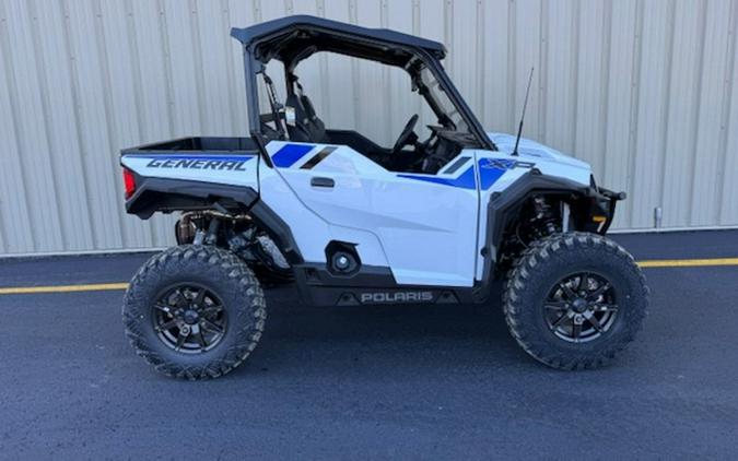 2027 Polaris GENERAL XP 1000 Ultimate