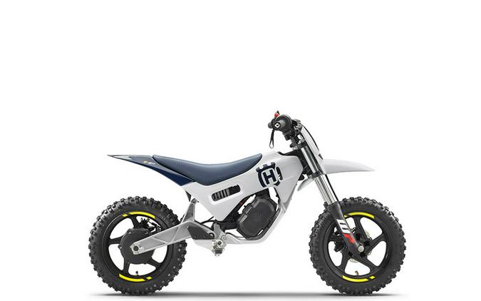 2024 HUSQVARNA EE 2