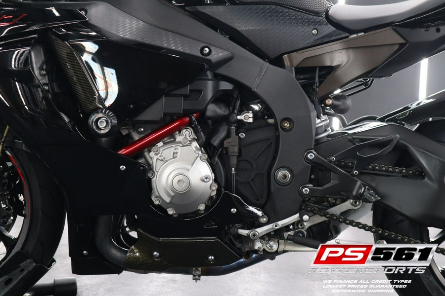 2015 Yamaha Motor Corp., USA YZF-R1