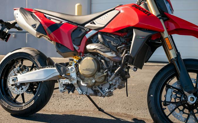 2024 Ducati Hypermotard 698 Mono Red