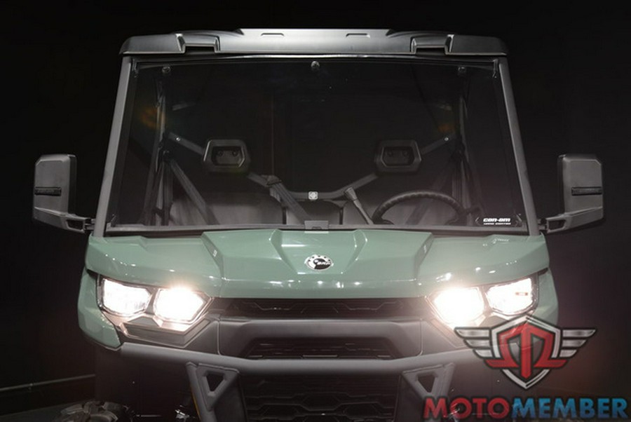 2025 Can-Am Defender HD9