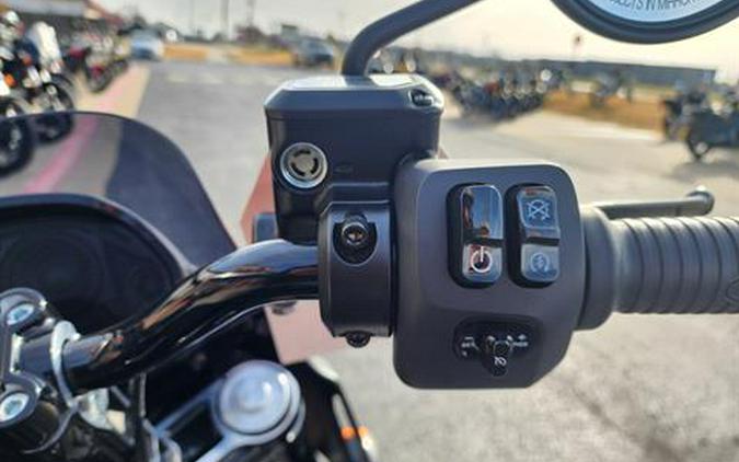 2025 Indian Motorcycle Sport Chief RT