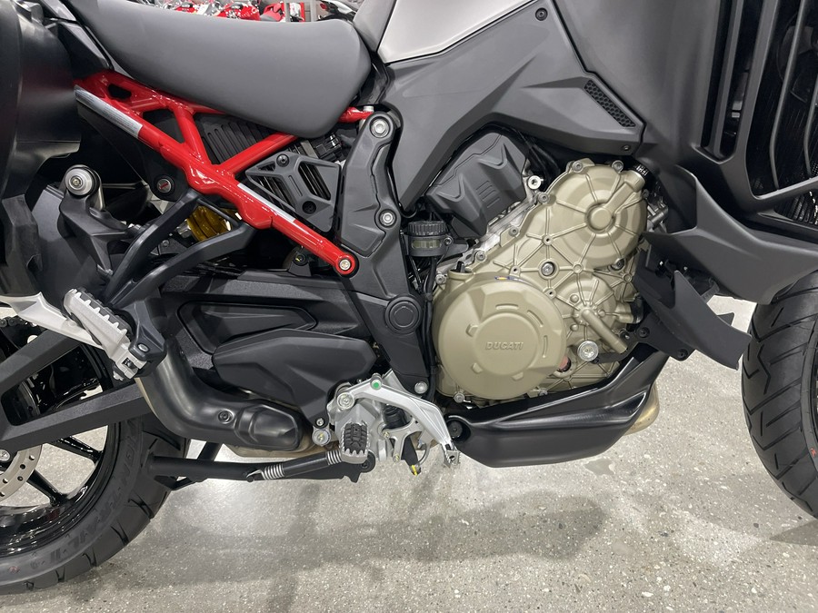 2024 DUCATI MULTISTRADA V4 S GRAND TOUR