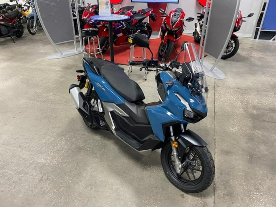 2025 Honda® ADV160