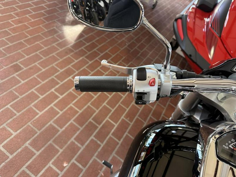 2025 Suzuki Boulevard M109R