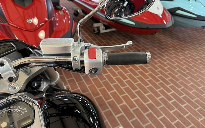 2025 Suzuki Boulevard M109R