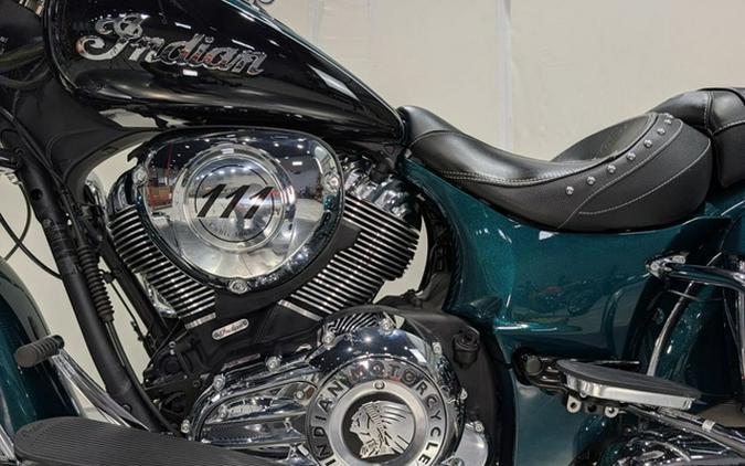 2019 Indian Springfield Metallic Jade Thunder Black