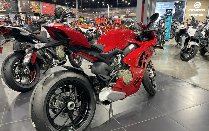 2024 DUCATI PANIGALE V4