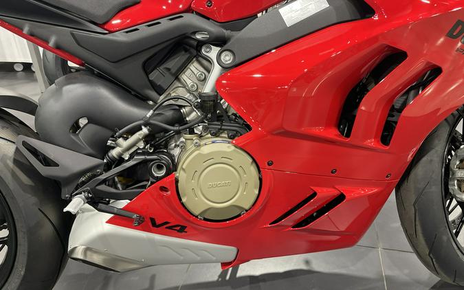 2024 DUCATI PANIGALE V4