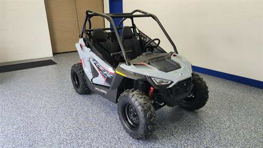 2024 Polaris RZR 200 EFI