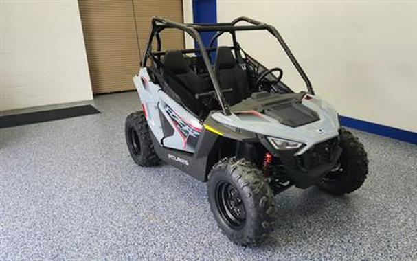 2024 Polaris RZR 200 EFI