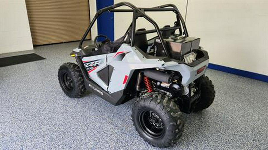 2024 Polaris RZR 200 EFI