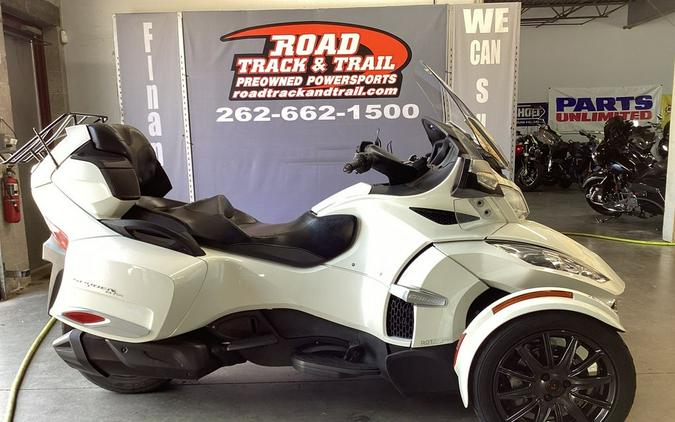 2014 Can-Am® Spyder® RT-S SE6