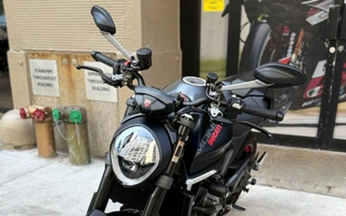 2023 Ducati Monster Dark Stealth