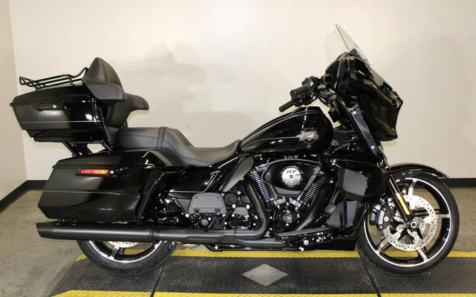 2025 Harley-Davidson® FLHXU - Street Glide® Ultra