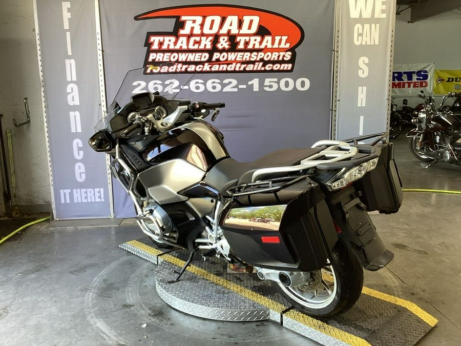 2016 BMW R 1200 RT Ebony Metallic