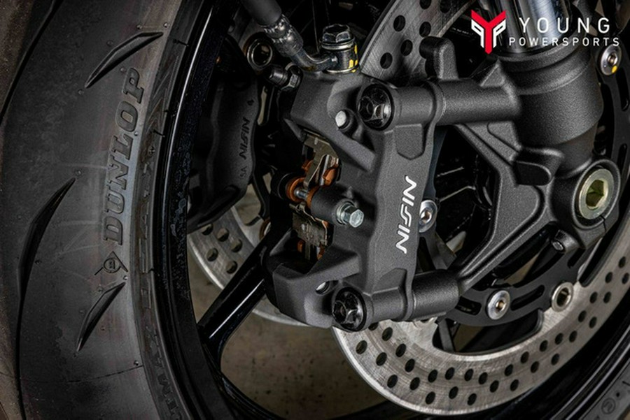 2025 Kawasaki Z900 ABS Metallic Spark Black/Metallic Carbon Gray ABS